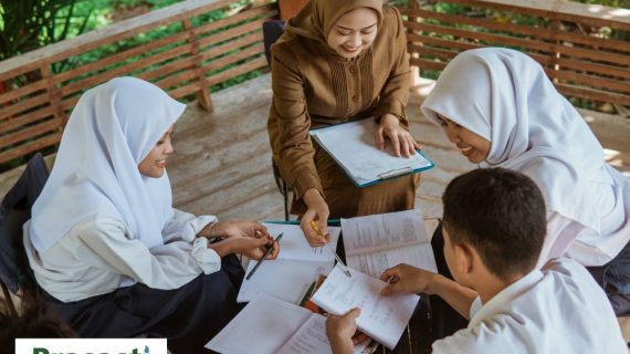 Manfaatkan Ide Team Building Kreatif: Tingkatkan Keterlibatan dan Produktivitas Tim Anda